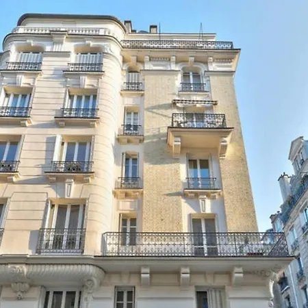 Cozy 2br Flat In Charming Auteuil * Paříž
